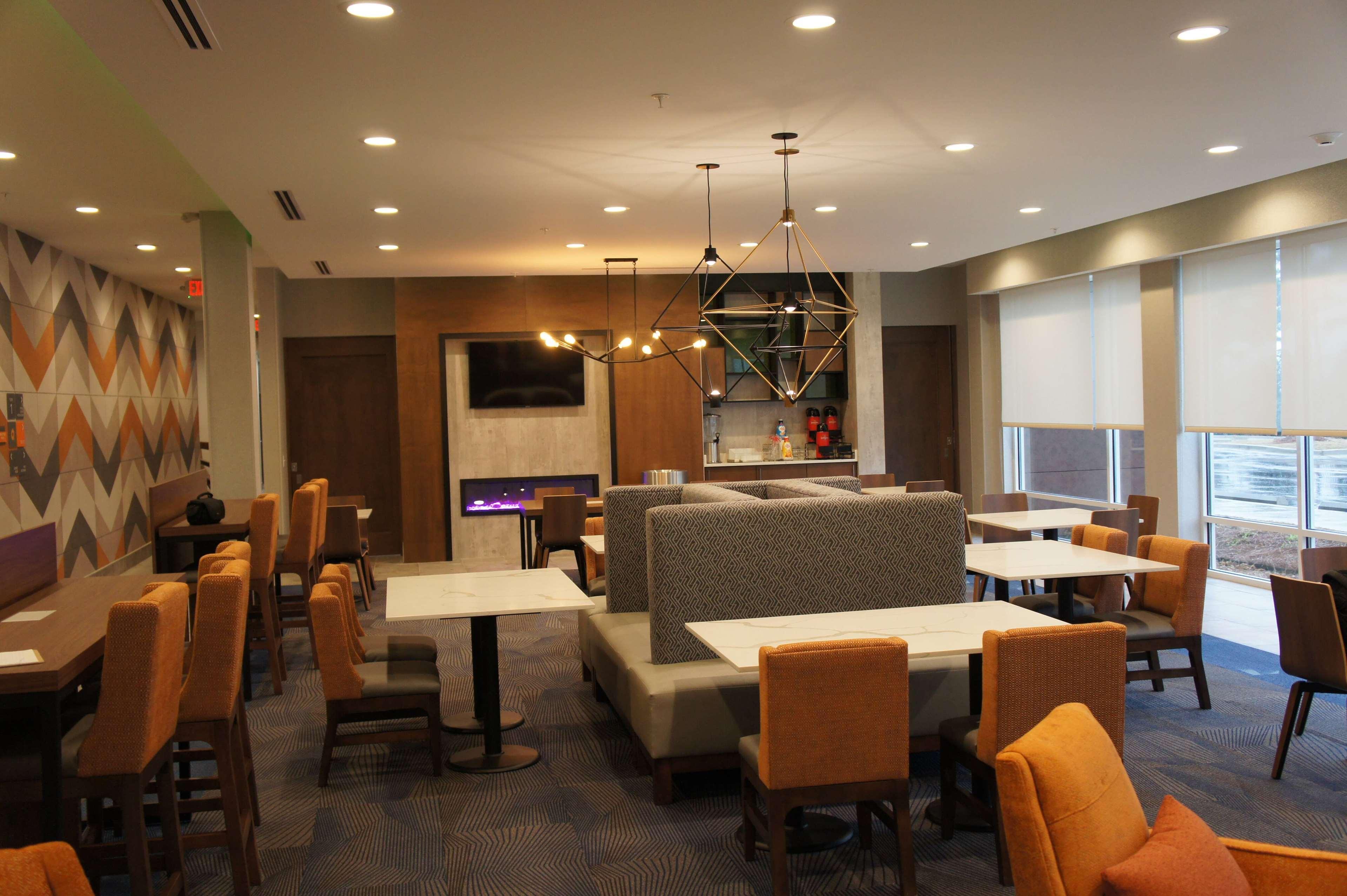 La Quinta Inn & Suites By Wyndham Oxford Ngoại thất bức ảnh